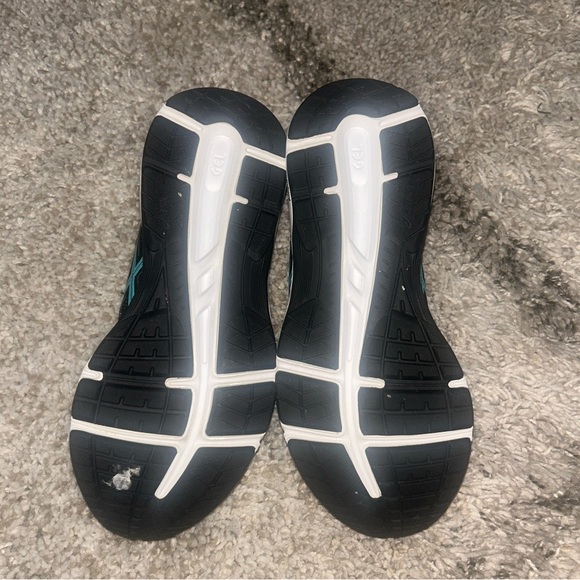 Asics Gel-Contend 5 women's running shoes black and ice mint EUC size 6 - Picture 5 of 6